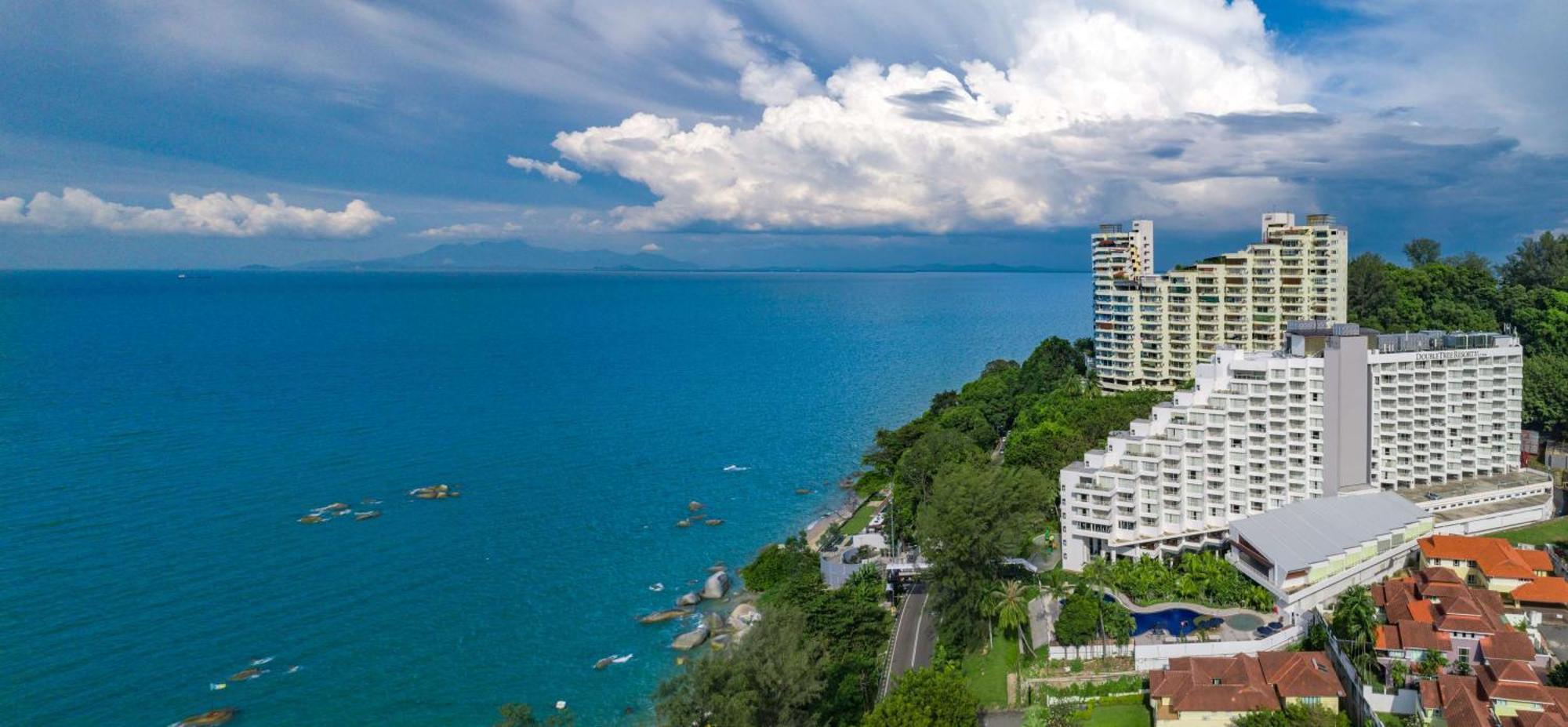 Doubletree Resort By Hilton Hotel Penang Batu Ferringhi Exterior photo